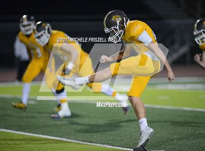 Thumbnail 2 in Crenshaw @ El Camino (CIF D4 AA Regional Final) photogallery.