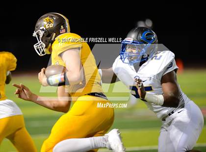 Thumbnail 2 in Crenshaw @ El Camino (CIF D4 AA Regional Final) photogallery.