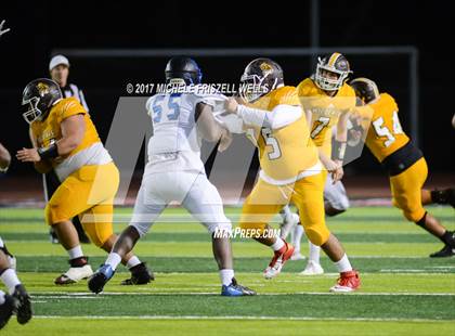 Thumbnail 2 in Crenshaw @ El Camino (CIF D4 AA Regional Final) photogallery.