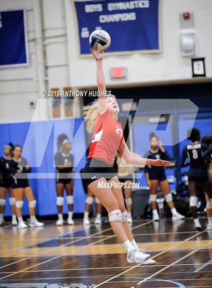 Thumbnail 3 in South Side vs .St Francis Prep (Long Beach Invitational) photogallery.
