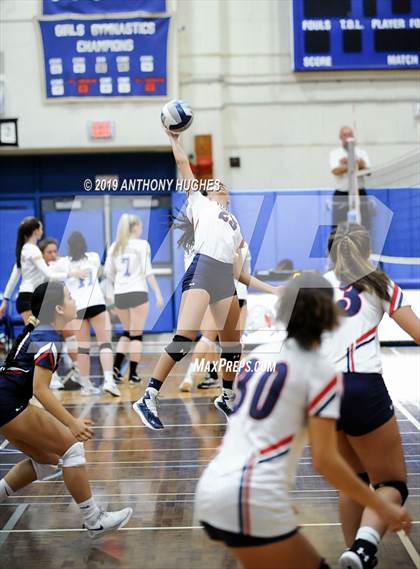 Thumbnail 2 in South Side vs .St Francis Prep (Long Beach Invitational) photogallery.