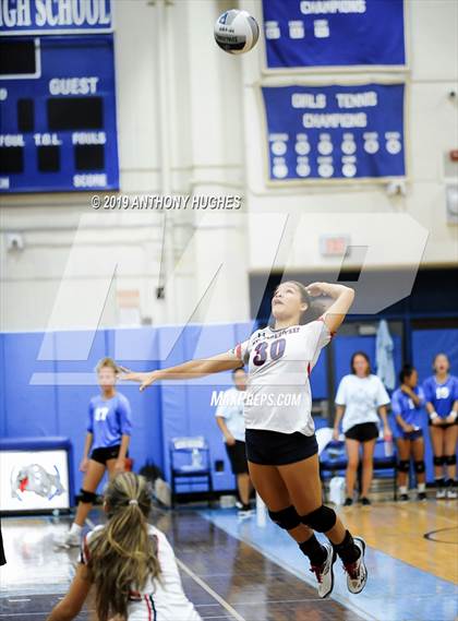 Thumbnail 2 in South Side vs .St Francis Prep (Long Beach Invitational) photogallery.