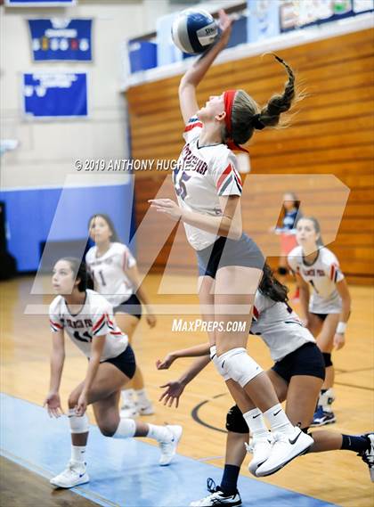 Thumbnail 2 in South Side vs .St Francis Prep (Long Beach Invitational) photogallery.