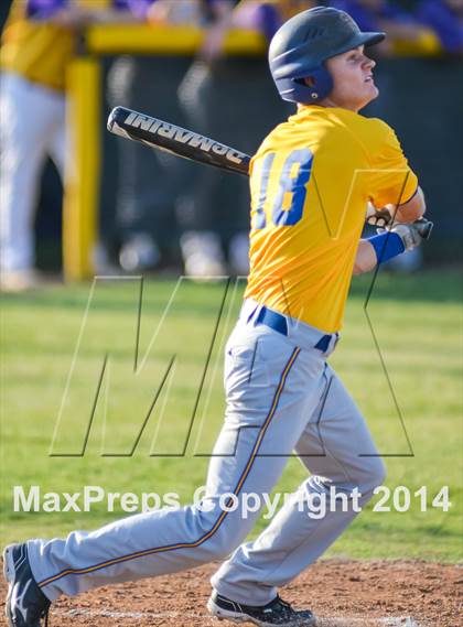 Thumbnail 1 in Sunnyvale @ Farmersville (UIL 2A Regional Quarterfinal Playoff) photogallery.