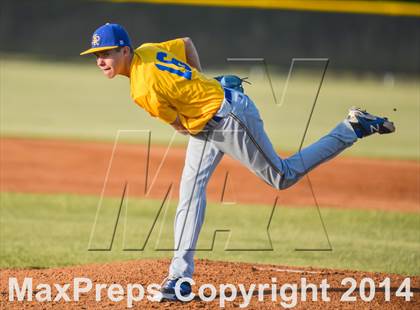 Thumbnail 3 in Sunnyvale @ Farmersville (UIL 2A Regional Quarterfinal Playoff) photogallery.