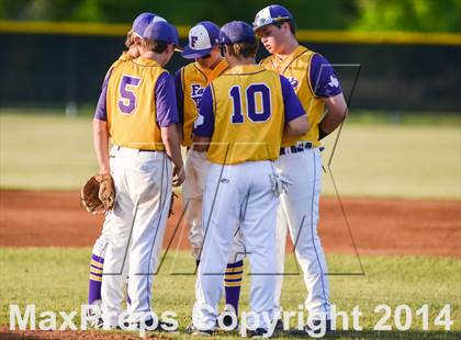 Thumbnail 3 in Sunnyvale @ Farmersville (UIL 2A Regional Quarterfinal Playoff) photogallery.