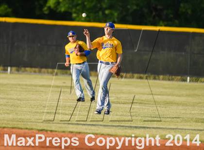 Thumbnail 2 in Sunnyvale @ Farmersville (UIL 2A Regional Quarterfinal Playoff) photogallery.