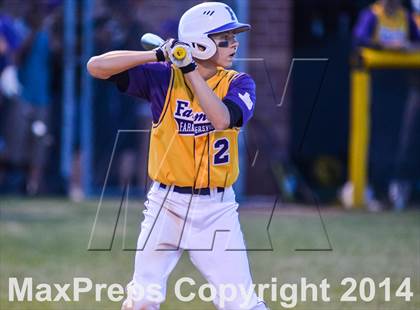 Thumbnail 1 in Sunnyvale @ Farmersville (UIL 2A Regional Quarterfinal Playoff) photogallery.