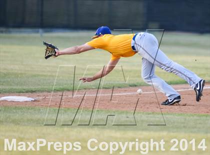 Thumbnail 2 in Sunnyvale @ Farmersville (UIL 2A Regional Quarterfinal Playoff) photogallery.