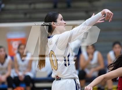 Thumbnail 3 in Burges vs. Lee (SAISD Tournament) photogallery.