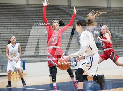 Thumbnail 2 in Burges vs. Lee (SAISD Tournament) photogallery.