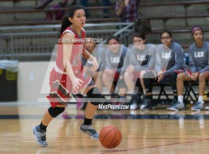 Thumbnail 1 in Burges vs. Lee (SAISD Tournament) photogallery.
