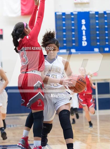 Thumbnail 3 in Burges vs. Lee (SAISD Tournament) photogallery.