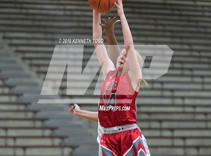 Thumbnail 1 in Burges vs. Lee (SAISD Tournament) photogallery.
