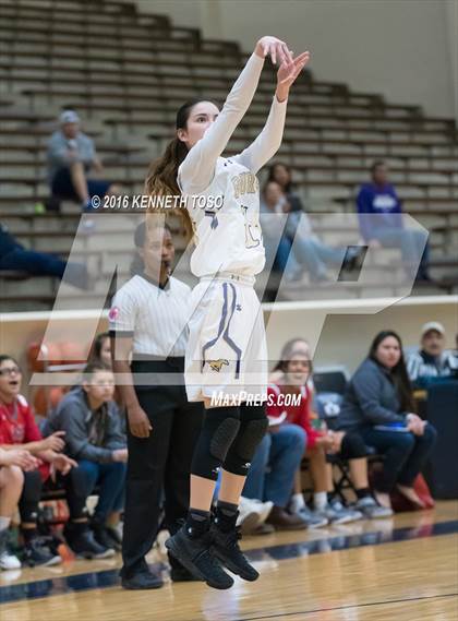 Thumbnail 3 in Burges vs. Lee (SAISD Tournament) photogallery.