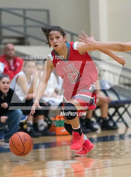 Thumbnail 1 in Burges vs. Lee (SAISD Tournament) photogallery.
