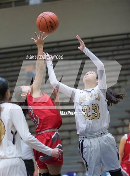 Thumbnail 3 in Burges vs. Lee (SAISD Tournament) photogallery.