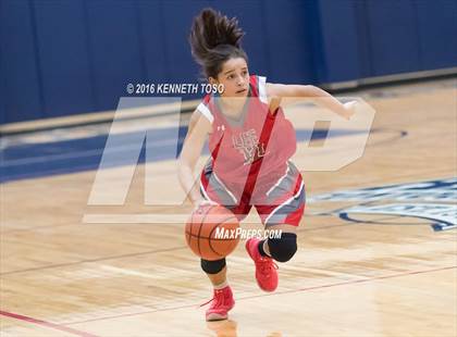 Thumbnail 2 in Burges vs. Lee (SAISD Tournament) photogallery.