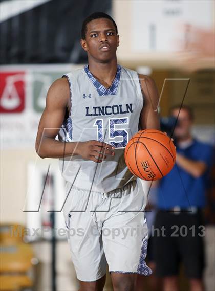 Thumbnail 1 in Neumann-Goretti vs. Lincoln (City of Palms Classic) photogallery.