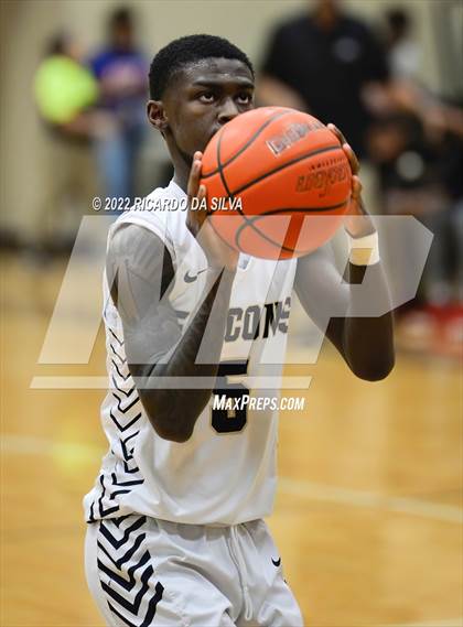 Thumbnail 1 in Foster vs Cypress Lakes photogallery.