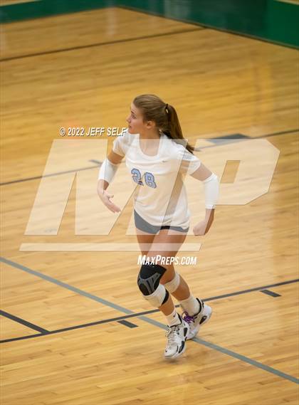 Thumbnail 1 in First Colonial @ Cox (VHSL Class 5 State Semifinal) photogallery.