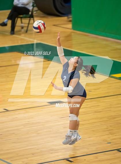 Thumbnail 1 in First Colonial @ Cox (VHSL Class 5 State Semifinal) photogallery.