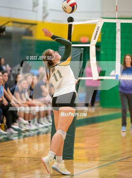 Thumbnail 3 in First Colonial @ Cox (VHSL Class 5 State Semifinal) photogallery.