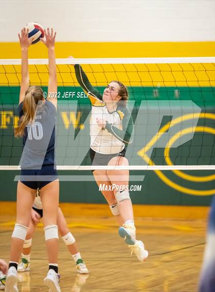 Thumbnail 1 in First Colonial @ Cox (VHSL Class 5 State Semifinal) photogallery.