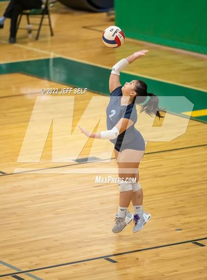 Thumbnail 1 in First Colonial @ Cox (VHSL Class 5 State Semifinal) photogallery.