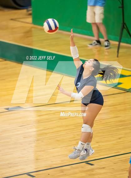 Thumbnail 1 in First Colonial @ Cox (VHSL Class 5 State Semifinal) photogallery.