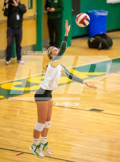 Thumbnail 3 in First Colonial @ Cox (VHSL Class 5 State Semifinal) photogallery.