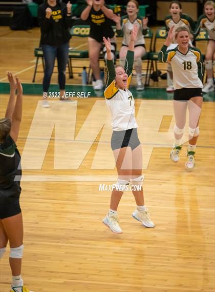 Thumbnail 2 in First Colonial @ Cox (VHSL Class 5 State Semifinal) photogallery.