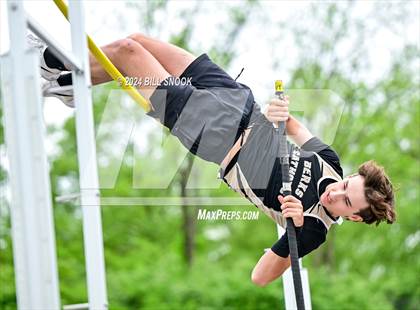 Thumbnail 1 in John H. Shaner Memorial Meet photogallery.