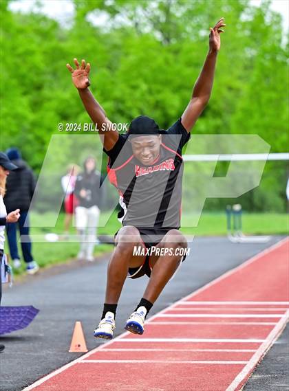 Thumbnail 3 in John H. Shaner Memorial Meet photogallery.