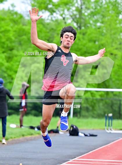 Thumbnail 1 in John H. Shaner Memorial Meet photogallery.