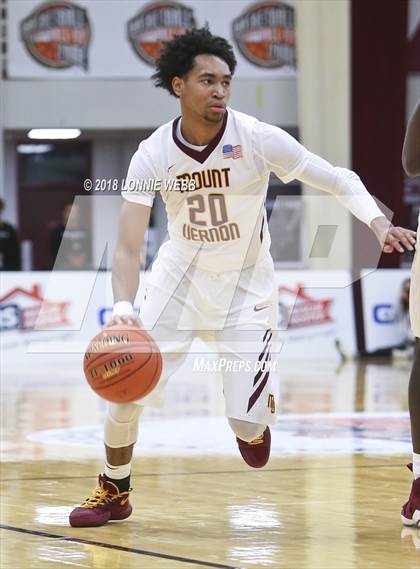 Thumbnail 3 in Webster Groves vs. Mt. Vernon (Spalding Hoophall Classic) photogallery.