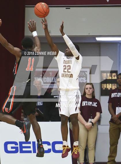 Thumbnail 3 in Webster Groves vs. Mt. Vernon (Spalding Hoophall Classic) photogallery.