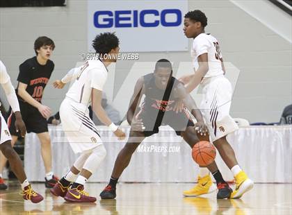 Thumbnail 1 in Webster Groves vs. Mt. Vernon (Spalding Hoophall Classic) photogallery.