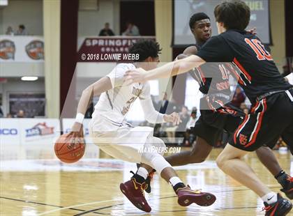 Thumbnail 2 in Webster Groves vs. Mt. Vernon (Spalding Hoophall Classic) photogallery.
