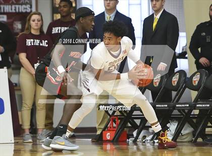 Thumbnail 3 in Webster Groves vs. Mt. Vernon (Spalding Hoophall Classic) photogallery.