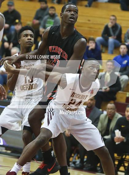 Thumbnail 3 in Webster Groves vs. Mt. Vernon (Spalding Hoophall Classic) photogallery.