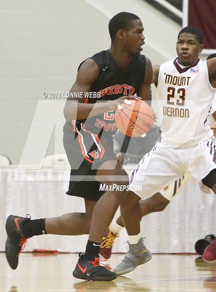 Thumbnail 3 in Webster Groves vs. Mt. Vernon (Spalding Hoophall Classic) photogallery.