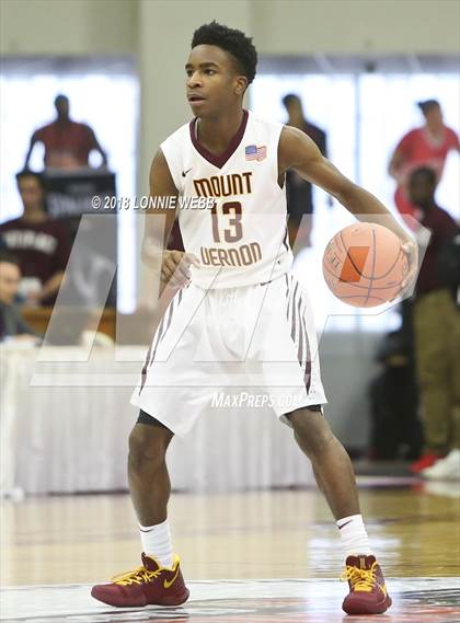 Thumbnail 1 in Webster Groves vs. Mt. Vernon (Spalding Hoophall Classic) photogallery.