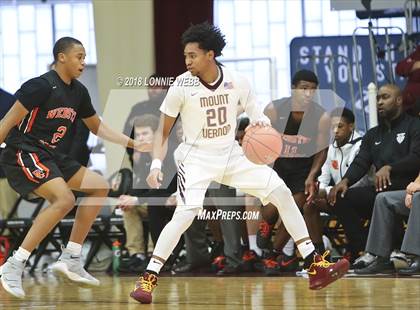 Thumbnail 2 in Webster Groves vs. Mt. Vernon (Spalding Hoophall Classic) photogallery.