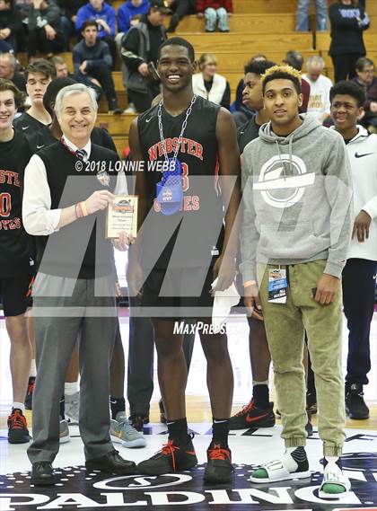 Thumbnail 3 in Webster Groves vs. Mt. Vernon (Spalding Hoophall Classic) photogallery.