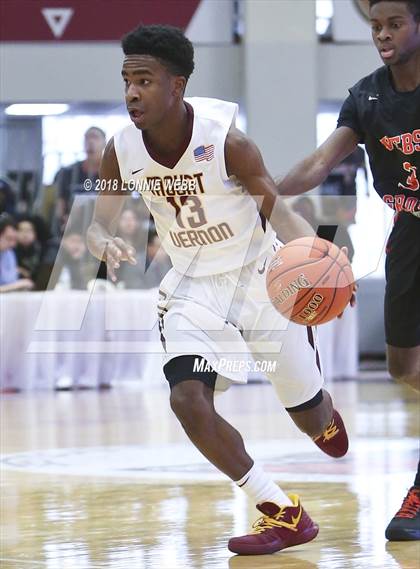 Thumbnail 2 in Webster Groves vs. Mt. Vernon (Spalding Hoophall Classic) photogallery.