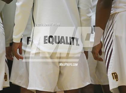 Thumbnail 2 in Webster Groves vs. Mt. Vernon (Spalding Hoophall Classic) photogallery.