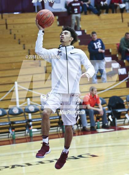 Thumbnail 2 in Webster Groves vs. Mt. Vernon (Spalding Hoophall Classic) photogallery.
