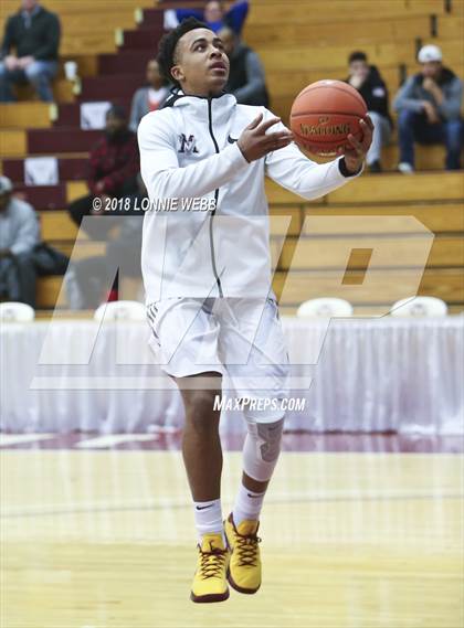 Thumbnail 2 in Webster Groves vs. Mt. Vernon (Spalding Hoophall Classic) photogallery.