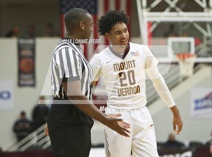 Thumbnail 3 in Webster Groves vs. Mt. Vernon (Spalding Hoophall Classic) photogallery.